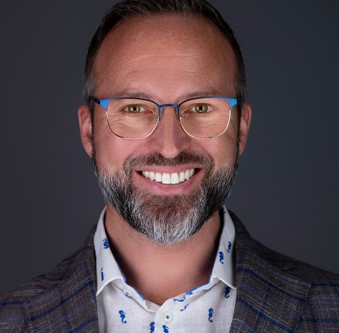 Photo of Gregory Bender
