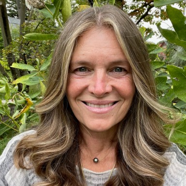 Photo of Nina-Marie Lister
