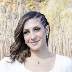 Photo of Rosa Bustamante